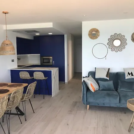 Panoramic Sea View Apartment *