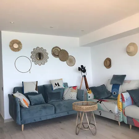 Panoramic Sea View דירה